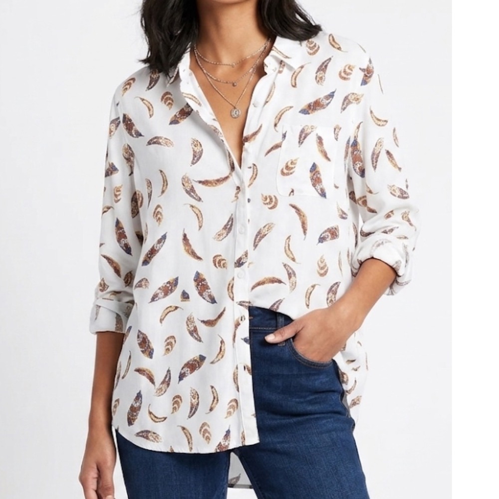 Como Vintage White Feather Print Button Down Shirt Womens 2Xā Long Sleeve Boho